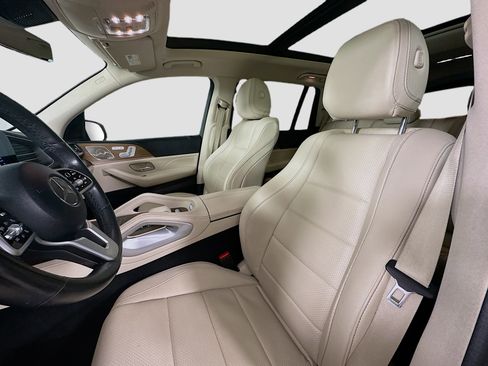 Used 2021 Mercedes-Benz GLS 450 4MATIC image 27