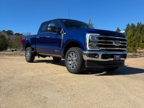 New 2026 Ford F250 King Ranch w/ Chrome Package image 3