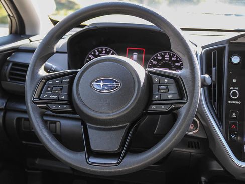 Used 2024 Subaru Crosstrek 2.0i Premium AWD/4WD image 15
