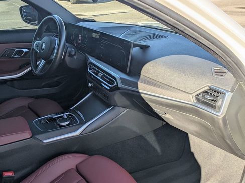 Used 2024 BMW 330i Sedan w/ M Sport Package image 31
