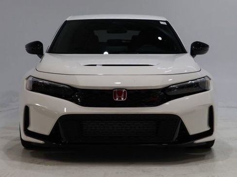 Used 2025 Honda Civic Type R image 2