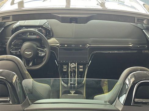 New 2026 Aston Martin V8 Vantage Convertible image 18