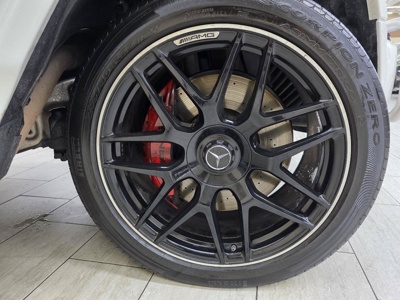 Used 2021 Mercedes-Benz G 63 AMG 4MATIC w/ G Manufaktur Interior Package image 43