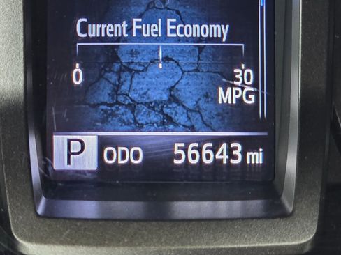 Used 2023 Toyota Tacoma TRD Sport w/ Black Out Package (TMS) image 30