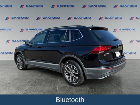 Used 2020 Volkswagen Tiguan SE FWD image 4