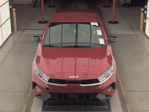 Used 2024 Kia Forte GT-Line image 2