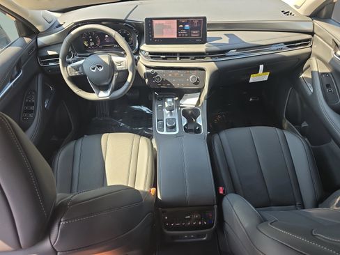 Certified 2026 INFINITI QX60 Luxe w/ Family Package image 15