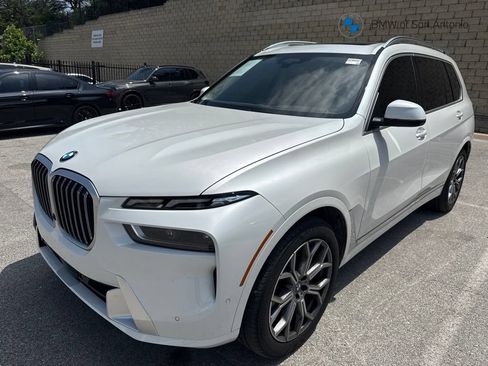 Certified 2025 BMW X7 xDrive40i w/ Executive Package AWD/4WD image 1