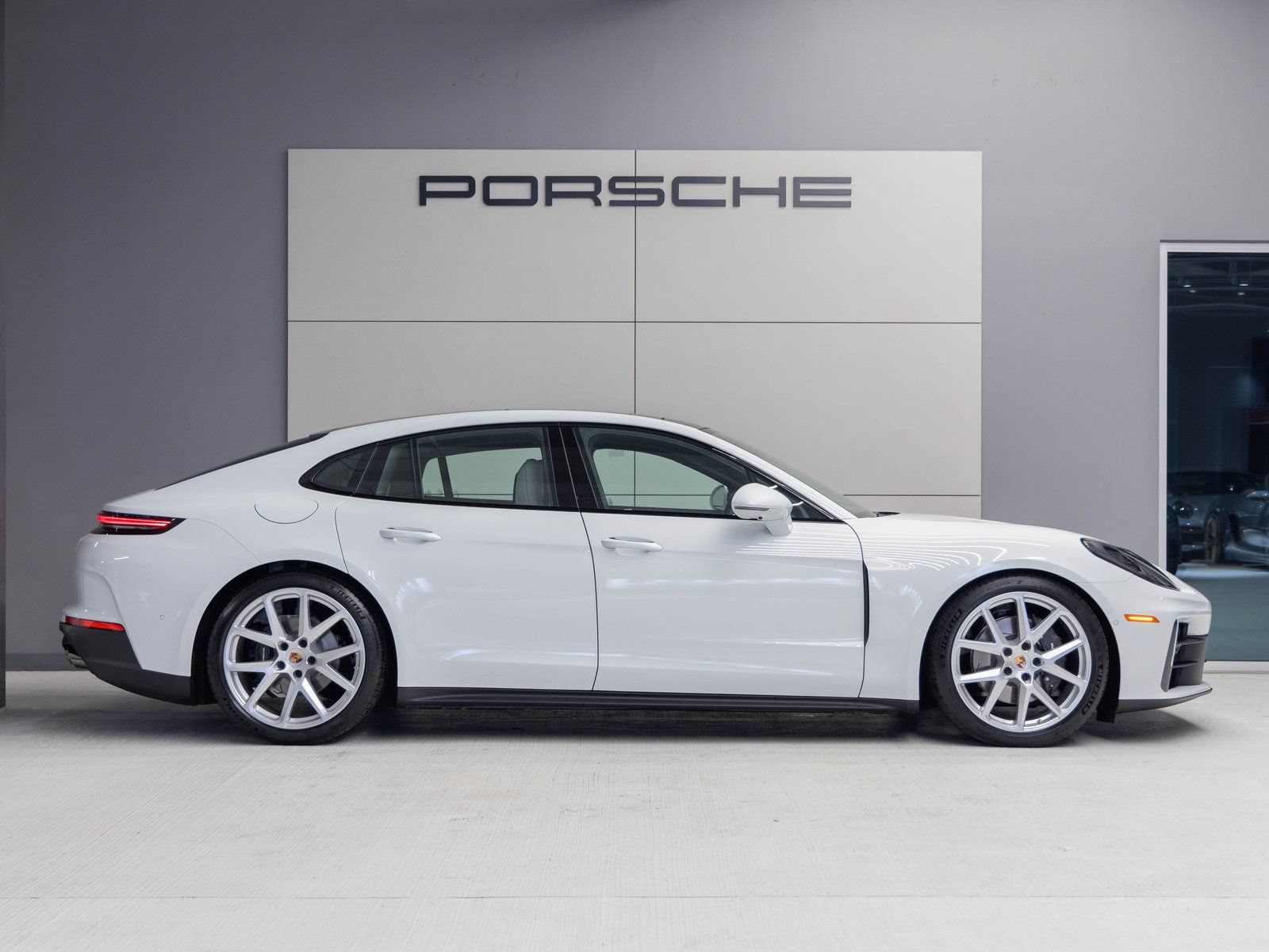 New 2026 Porsche Panamera 4 AWD/4WD image 8