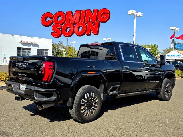 Used 2024 GMC Sierra 3500 Denali Ultimate AWD/4WD image 3
