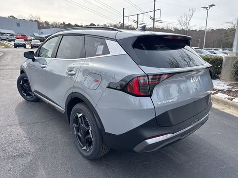 New 2026 Kia Sportage EX image 4
