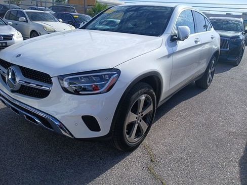 Used 2023 Mercedes-Benz GLC 300 4MATIC Coupe image 1