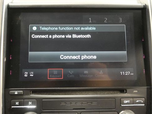 Used 2018 Porsche Cayenne Platinum Edition w/ Premium Package image 26