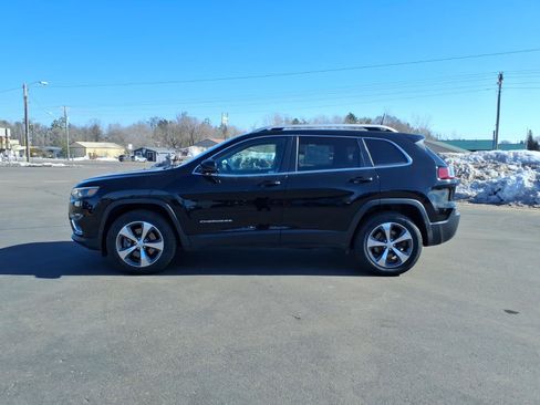 Used 2019 Jeep Cherokee Limited w/ Trailer Tow Group image 2