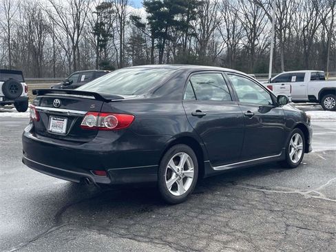 Used 2012 Toyota Corolla S image 5