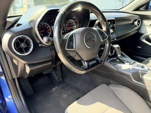 Used 2017 Chevrolet Camaro LT w/ Technology Package RWD image 13