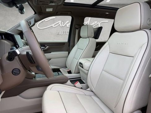 Certified 2025 GMC Yukon XL Denali w/ Denali Reserve Package image 20