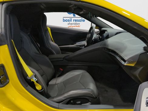 Used 2025 Chevrolet Corvette Stingray Coupe w/ Z51 Performance Package image 19