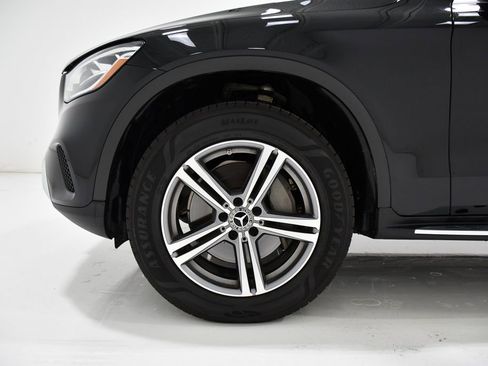 Used 2020 Mercedes-Benz GLC 300 4MATIC image 7
