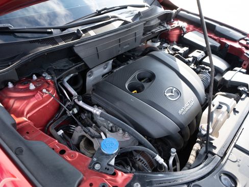 Used 2018 MAZDA CX-5 Touring image 32