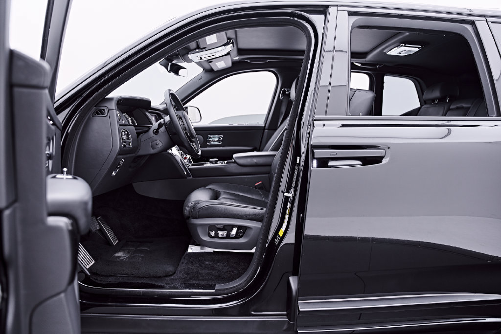 Used 2020 Rolls-Royce Cullinan AWD/4WD image 43
