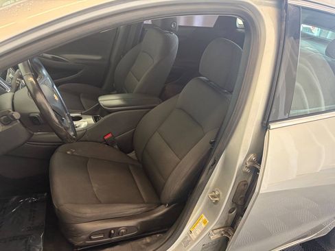 Used 2016 Chevrolet Malibu LT FWD image 21