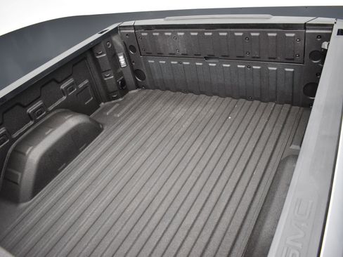 Used 2022 GMC Sierra 1500 Denali w/ Denali Reserve Package image 43