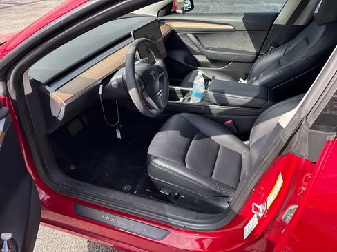 Used 2023 Tesla Model 3 Standard Range RWD image 4