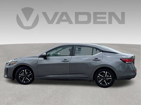 Used 2024 Nissan Sentra SV FWD image 22