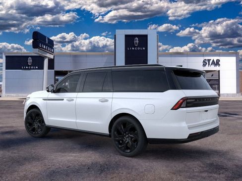 New 2026 Lincoln Navigator L Black Label AWD/4WD image 4