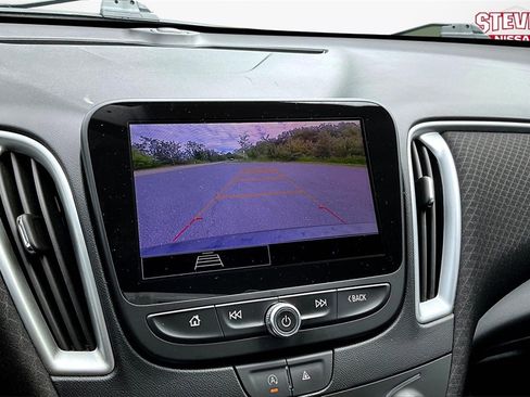 Used 2023 Chevrolet Malibu LT image 13