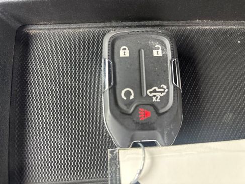 Used 2021 GMC Sierra 1500 SLE AWD/4WD image 30