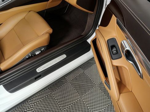 Certified 2018 Porsche 911 Carrera 4S image 24