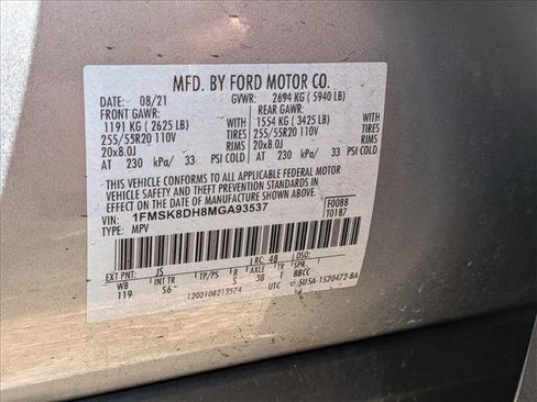 Used 2021 Ford Explorer XLT w/ Equipment Group 202A image 17