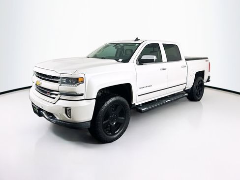 Used 2017 Chevrolet Silverado 1500 LTZ Z71 w/ LTZ Plus Package image 3