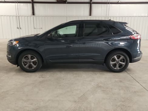 Used 2024 Ford Edge SEL w/ Sport Appearance Package AWD/4WD image 2