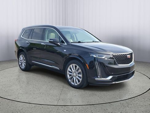 Used 2025 Cadillac XT6 Premium Luxury w/ LPO, Floor Liner Package AWD/4WD image 2