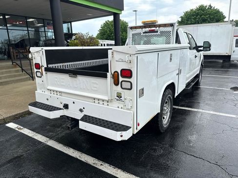 Used 2017 Ford F350 XL w/ Power Equipment Group AWD/4WD image 9