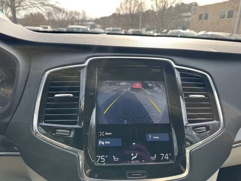 Used 2016 Volvo XC90 T6 Momentum w/ Momentum Plus Package image 22