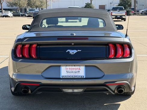 Used 2020 Ford Mustang Premium image 5