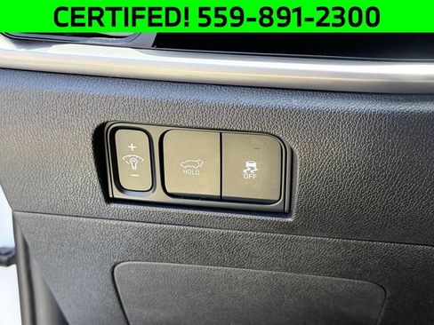 Certified 2025 Kia Sorento EX w/ Panoramic Sunroof Package FWD image 23