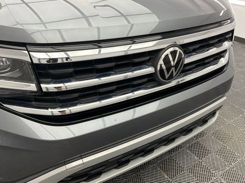 Used 2022 Volkswagen Atlas Cross Sport SE image 27
