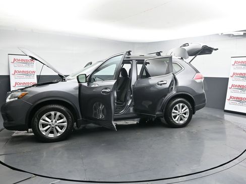 Used 2015 Nissan Rogue SV w/ SV Premium Package image 43