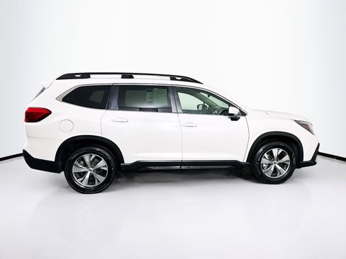 Used 2024 Subaru Ascent Premium w/ Convenience Package image 10