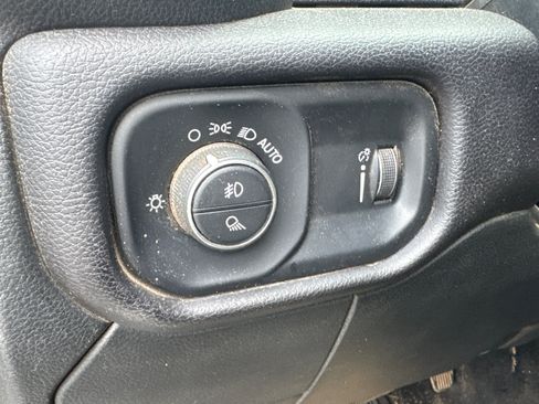 Used 2023 RAM 2500 Big Horn w/ Level 1 Equipment Group AWD/4WD image 22
