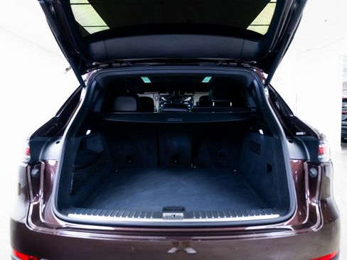 Used 2019 Porsche Cayenne image 7