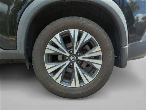 Used 2021 Nissan Rogue SV FWD image 13