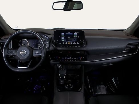 Used 2021 Nissan Rogue SL w/ Premium Package image 14