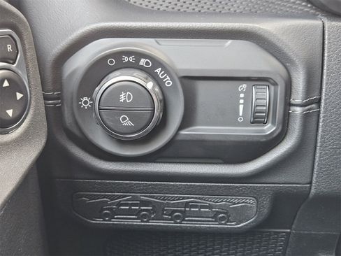 New 2025 Jeep Gladiator Rubicon w/ Convenience Group image 23