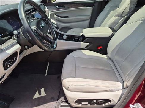 Used 2022 Jeep Grand Cherokee L Overland AWD/4WD image 16